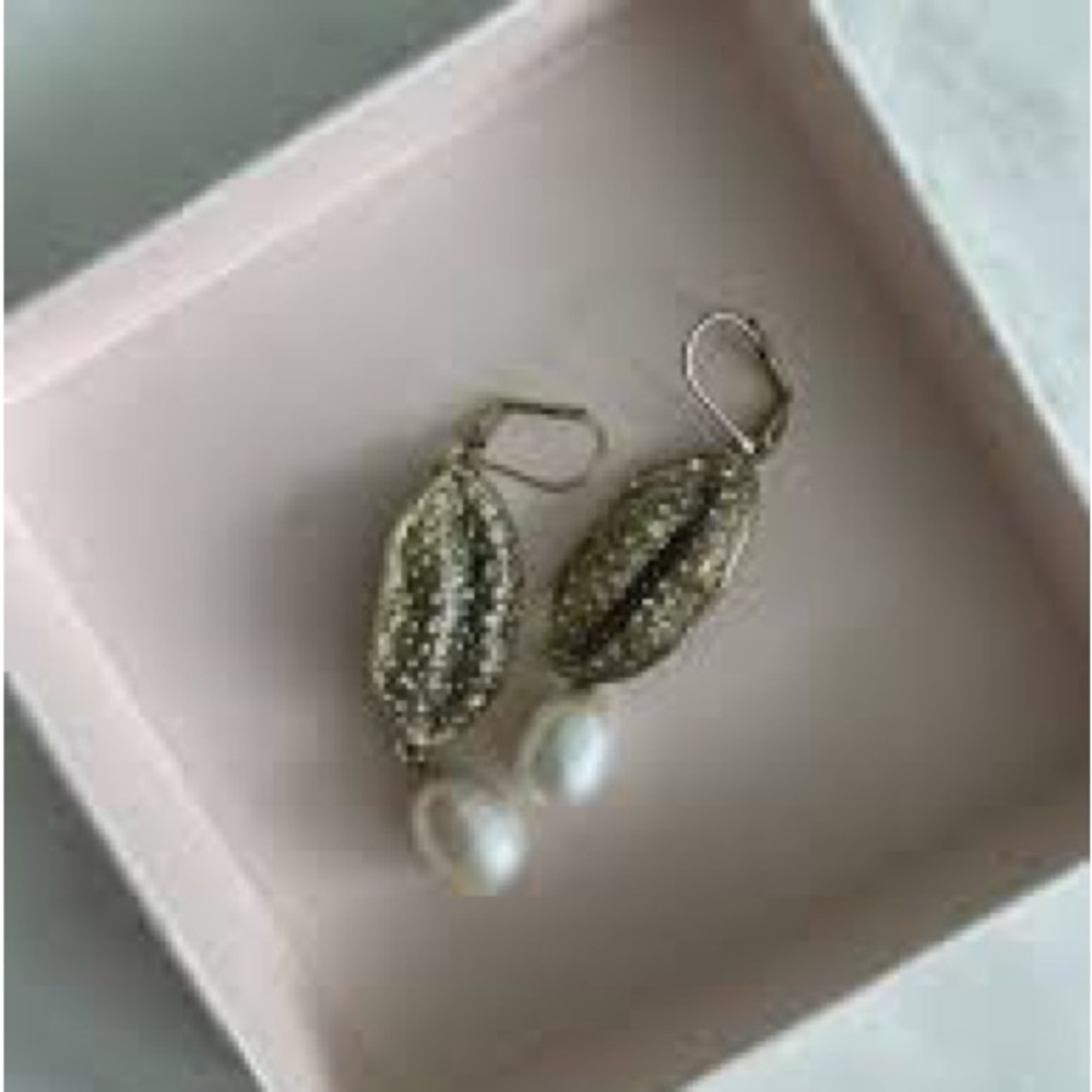 Giambattista Valli x H&M Pearl & Crystal Drop Earrings – Boxed - Picture 2 of 8